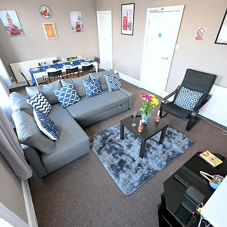 Stunning 3 Bedroom Serviced Flat In North ลอนดอน ภายนอก รูปภาพ