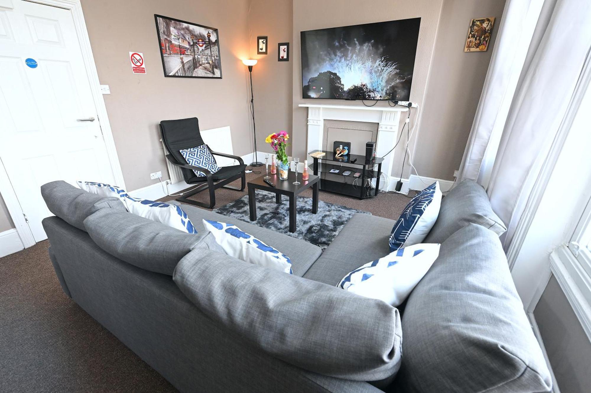 Stunning 3 Bedroom Serviced Flat In North ลอนดอน ภายนอก รูปภาพ